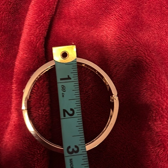 Enamel gold tone Multi set in stones embellished  hindge Bangle Bracelet - Picture 6 of 13